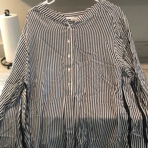 NWT peplum flowy blouse